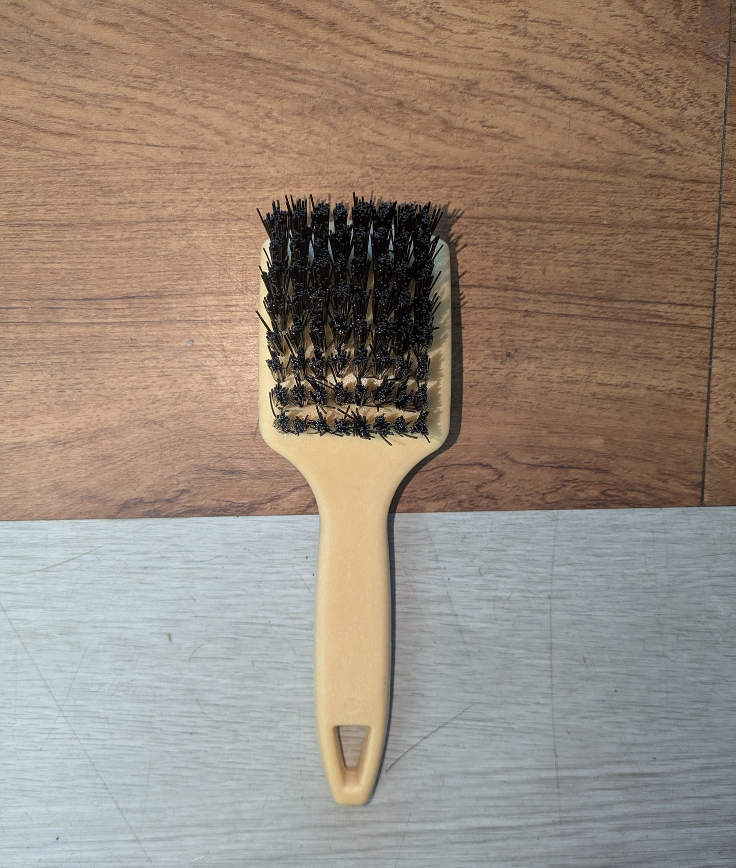 Tan Nylon Whitewall & Tire Brush - 1" Bristle