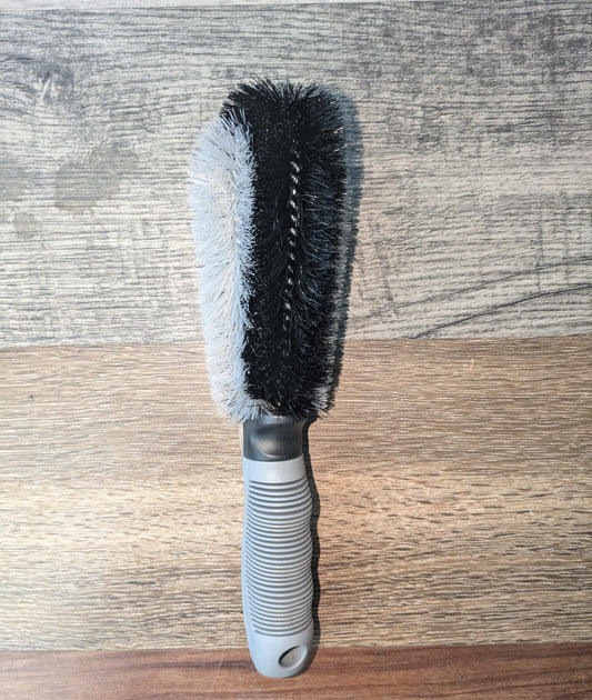 Soft Grip Spoke Brush